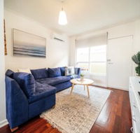 Urban Beach Shack Metres from the Beach  Cafes - Maitland Accommodation