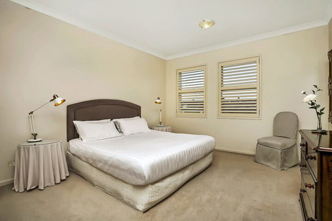 HC102 Karrabee Avenue Huntleys Cove - Maitland Accommodation 5