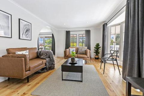 YIN YANG MOUNT ELIZA - Maitland Accommodation 5