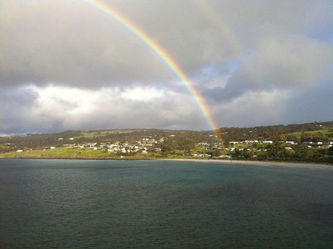 Blue Wren Beach House - Maitland Accommodation 2