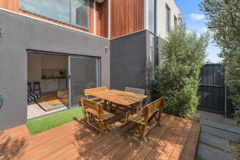 Capel Sound Beachside Luxury - Maitland Accommodation 5