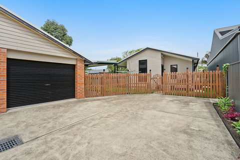 Newcastle Short Stay Apartments - Glebe Road Adamstown - Maitland Accommodation 0