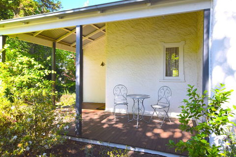 Mintie Cottage - Maitland Accommodation 4