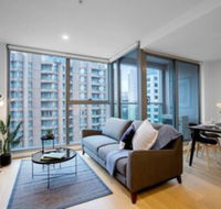City Living At Best Location In Melbourne - Maitland Accommodation
