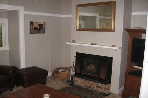 Wimbledon - Maitland Accommodation 5