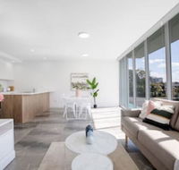 Wow Southport Apartment Near Light Rail Station - Maitland Accommodation