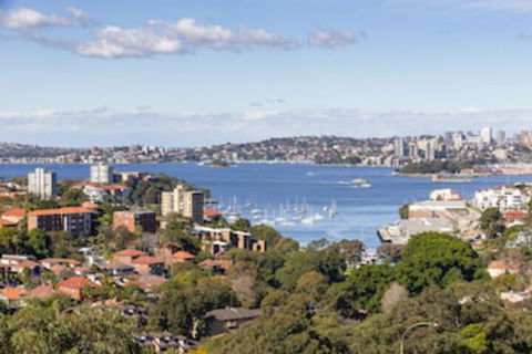 2 Bdrm North Sydney With Harbour Views - Maitland Accommodation 0