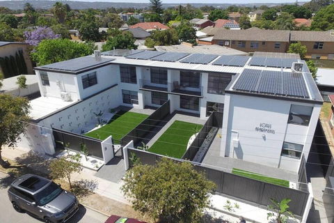 2 Bedroom Apt With Balcony & Air Con In Plympton - Maitland Accommodation 4