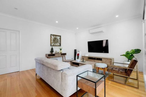 Impressive & Spacious New Townhouse@preston - Maitland Accommodation 7