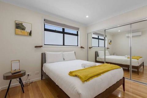 Impressive & Spacious New Townhouse@preston - Maitland Accommodation 4