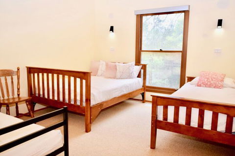 Treetops Retreat Katoomba - Maitland Accommodation 4