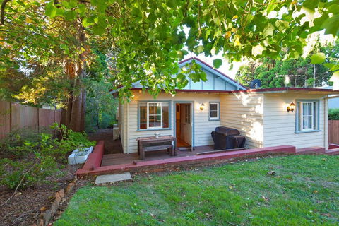 Brantwood Cottage Luxury Accommodation - Maitland Accommodation 2