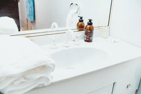 Serenity - Maitland Accommodation 6