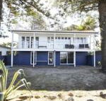 Happy Tides Beachfront Holiday Home - Maitland Accommodation
