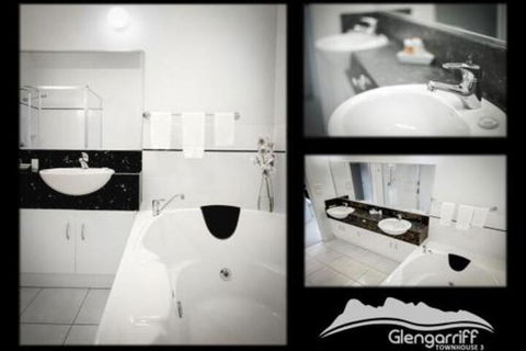 Glengarriff Townhouse 3 - Maitland Accommodation 2