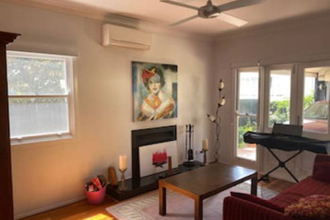 3 Bedroom Character Home Near CBD - Maitland Accommodation 0