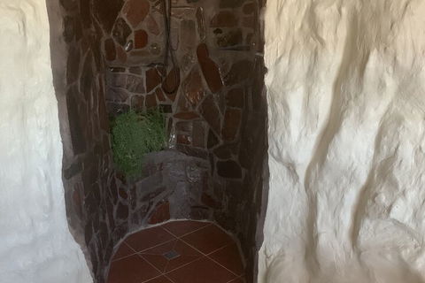 Di's Dugouts - Maitland Accommodation 5