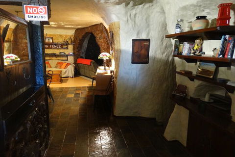 Di's Dugouts - Maitland Accommodation 2