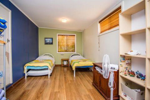 The Gee Beach House - Maitland Accommodation 2