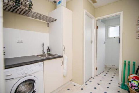 The Gee Beach House - Maitland Accommodation 7