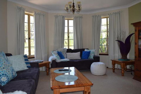 Watersun Beach House - Maitland Accommodation 3