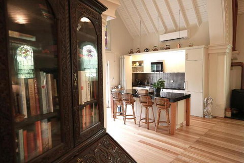 A Tassie Church - Maitland Accommodation 4