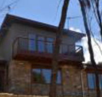 Of Stone  Wood Guesthouse Secluded getaway - Maitland Accommodation