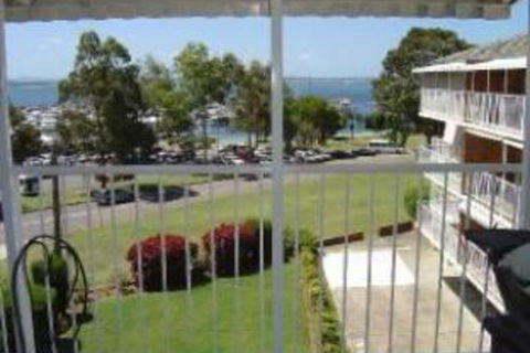 2 Bedroom Apartment Teramby Court Unit 15 - Maitland Accommodation 0