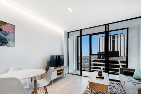 IFSuites (IFSTAYS) Light House Apartment - Maitland Accommodation 3