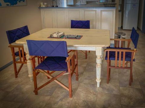 Gone Fishing - Maitland Accommodation 3