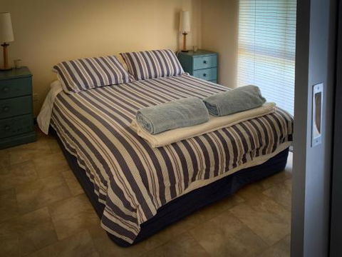 Gone Fishing - Maitland Accommodation 0