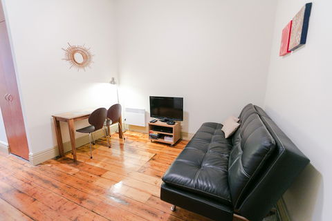 Flinders Lane-studio Apartment - Maitland Accommodation 1