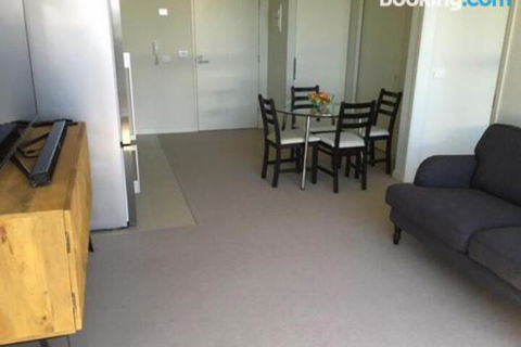 Collins Accommodation - Maitland Accommodation 5