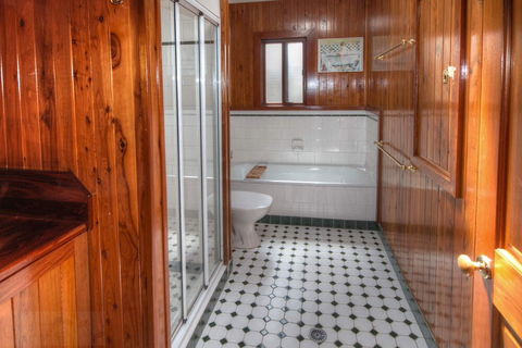 Glendell Cottage - Maitland Accommodation 2