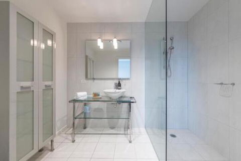 Canvas Suites On La Trobe - Maitland Accommodation 6