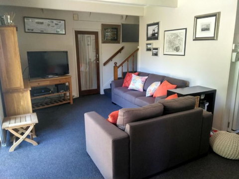Ageri Holiday House - Maitland Accommodation 1