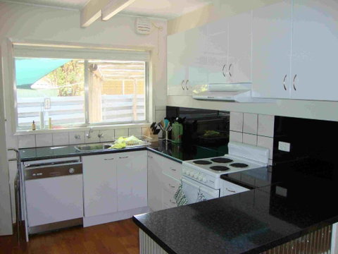Ageri Holiday House - Maitland Accommodation 2