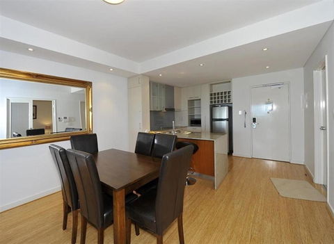 Mandurah Magic Penthouse. - Maitland Accommodation 6