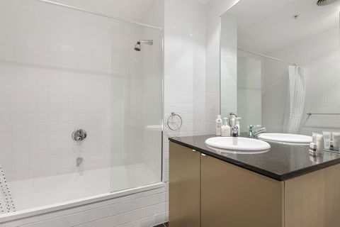 Nook Melbourne - Collins Street - Maitland Accommodation 2