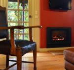 Circa Red London Daylesford - Maitland Accommodation