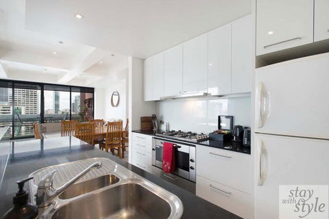 City Heights & Views - Maitland Accommodation 4