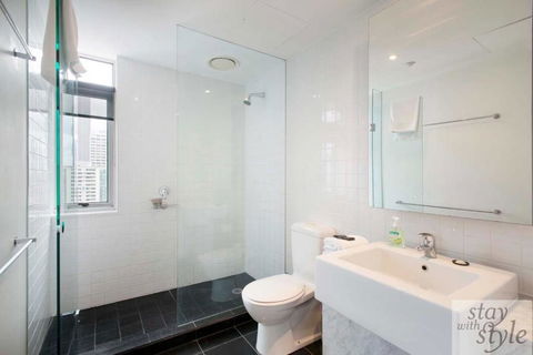 City Heights & Views - Maitland Accommodation 3