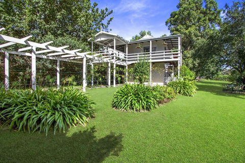 SUNNYDELL - Maitland Accommodation 3