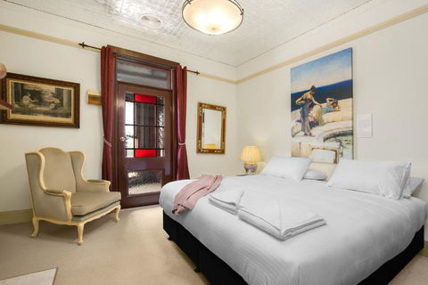 Grand & Central On George Unique Opulent - Maitland Accommodation 5