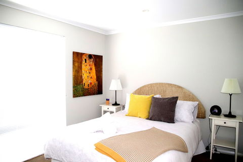 Tasman Holiday Parks - Serpentine Falls - Maitland Accommodation 1