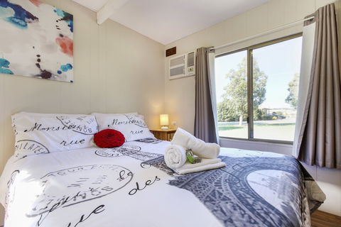 Tasman Holiday Parks - Serpentine Falls - Maitland Accommodation 4