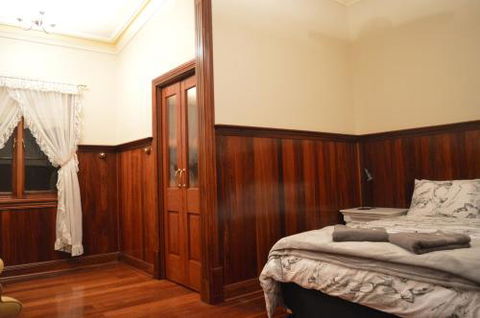 Gargoyle Lodge - Maitland Accommodation 0