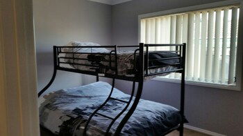 Numurkah Self Contained Apartments - Maitland Accommodation 4