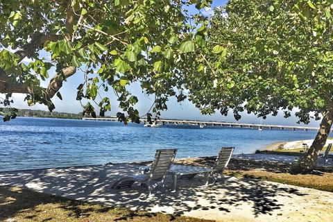 Charm & Comfort In This Ground Floor Unit With Water Views! Welsby Pde Bongaree - Maitland Accommodation 2