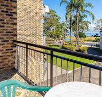Great location close to waterfront Shops Restaurants  Cafes. - Maitland Accommodation